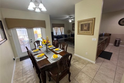 Touwnhouse à louer à Kissimmee, Floride: 4 chambres, 175.03 m2 № 1736687 - photo 9