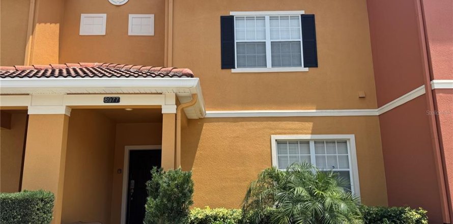 Touwnhouse à Kissimmee, Floride 4 chambres, 175.03 m2 № 1736687