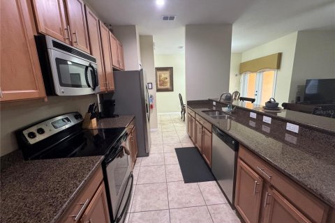 Touwnhouse à louer à Kissimmee, Floride: 4 chambres, 175.03 m2 № 1736687 - photo 11