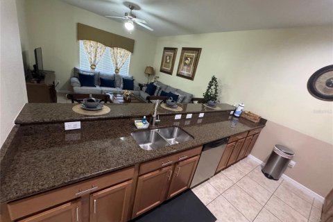 Touwnhouse à louer à Kissimmee, Floride: 4 chambres, 175.03 m2 № 1736687 - photo 12