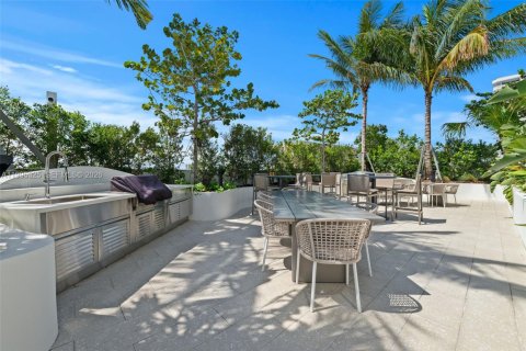 Condominio en venta en Pompano Beach, Florida, 3 dormitorios, 240.62 m2 № 2064827 - foto 20