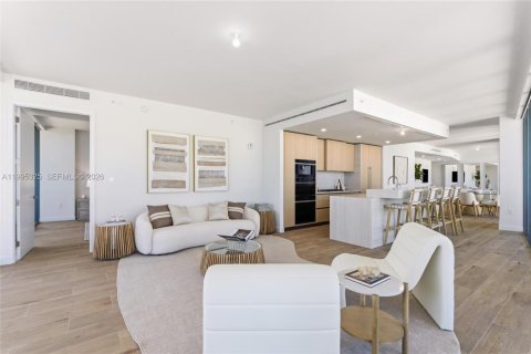 Condominio en venta en Pompano Beach, Florida, 3 dormitorios, 240.62 m2 № 2064827 - foto 5