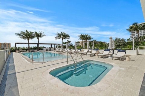 Condominio en venta en Pompano Beach, Florida, 3 dormitorios, 240.62 m2 № 2064827 - foto 22