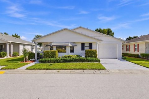 House in Lakeland, Florida 2 bedrooms, 111.95 sq.m. № 2305938