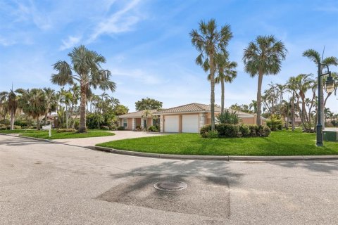 Villa ou maison à louer à Sarasota, Floride: 3 chambres, 204.66 m2 № 2383872 - photo 2