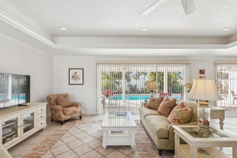 Villa ou maison à louer à Sarasota, Floride: 3 chambres, 204.66 m2 № 2383872 - photo 6