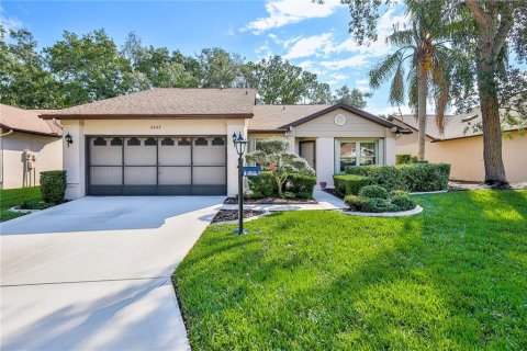 House in Spring Hill, Florida 2 bedrooms, 156.17 sq.m. № 2202820
