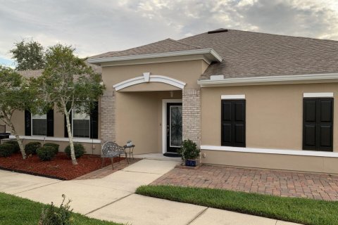 House in Orange Park, Florida 3 bedrooms, 159.23 sq.m. № 801153 - photo 1