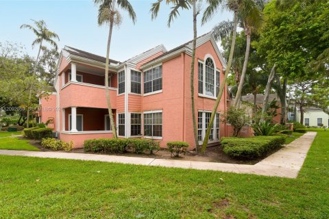 Condo à Delray Beach, Floride, 2 chambres  № 2395170
