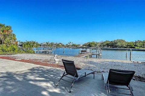 Villa ou maison à vendre à Sarasota, Floride: 3 chambres, 304.35 m2 № 2205694 - photo 7