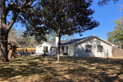 House in Ocala, Florida 3 bedrooms № 2072167 - photo 7