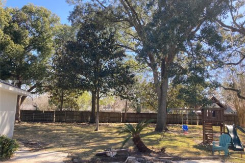 House in Ocala, Florida 3 bedrooms № 2072167 - photo 8