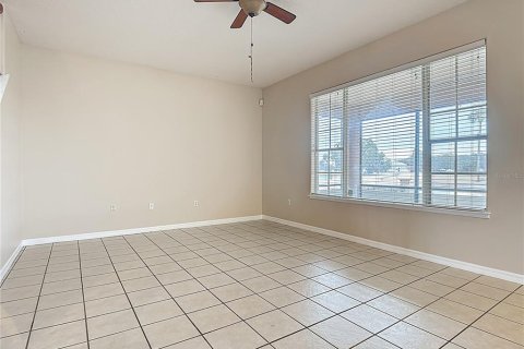 House in Kissimmee, Florida 3 bedrooms, 213.77 sq.m. № 2107991 - photo 13