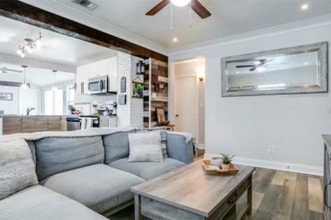 Casa en alquiler en Saint Petersburg, Florida, 3 dormitorios, 106.84 m2 № 2167643 - foto 6