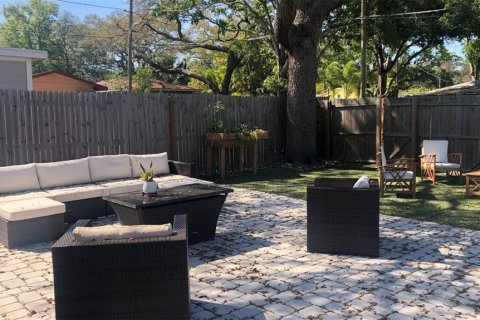 Casa en alquiler en Saint Petersburg, Florida, 3 dormitorios, 106.84 m2 № 2167643 - foto 27