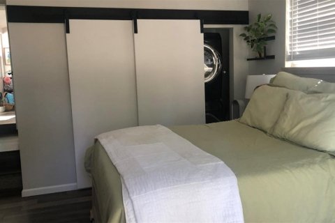 Casa en alquiler en Saint Petersburg, Florida, 3 dormitorios, 106.84 m2 № 2167643 - foto 13