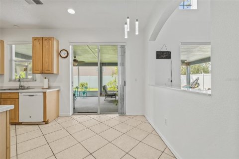 Villa ou maison à vendre à Tampa, Floride: 4 chambres, 220.27 m2 № 1916959 - photo 17