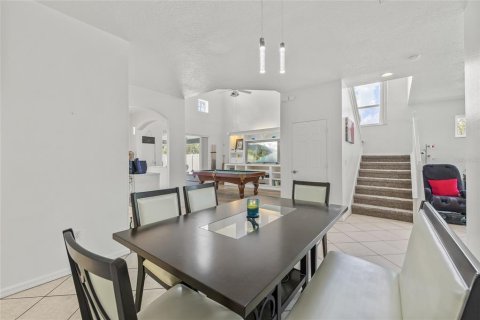 Villa ou maison à vendre à Tampa, Floride: 4 chambres, 220.27 m2 № 1916959 - photo 13