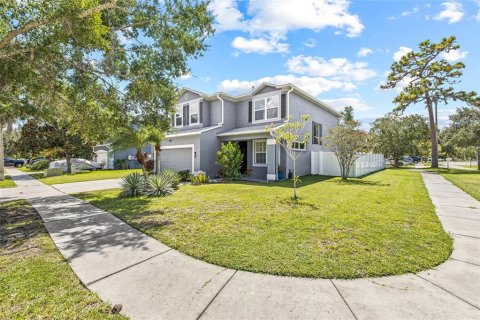 Villa ou maison à vendre à Tampa, Floride: 4 chambres, 220.27 m2 № 1916959 - photo 2