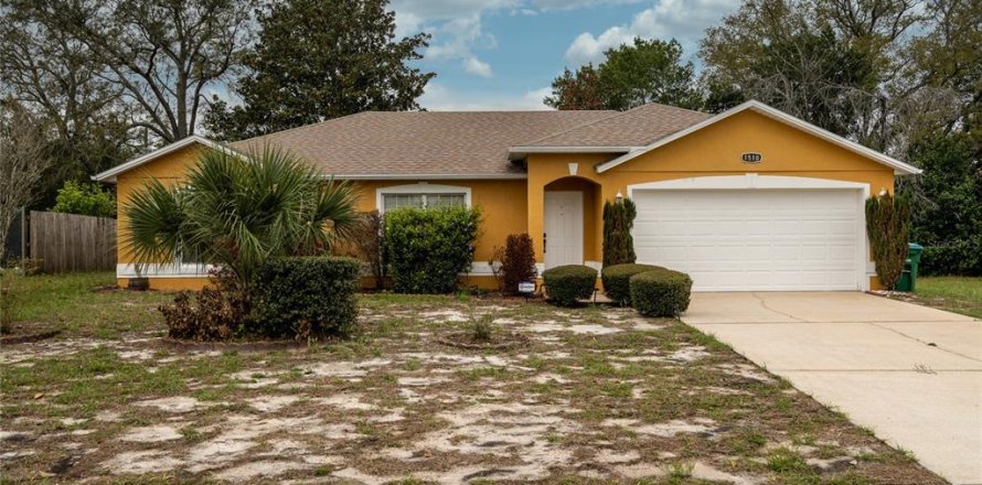 Villa ou maison à Deltona, Floride 3 chambres, 136.94 m2 № 2380775