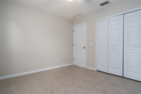 Villa ou maison à louer à Deltona, Floride: 3 chambres, 136.94 m2 № 2380775 - photo 10