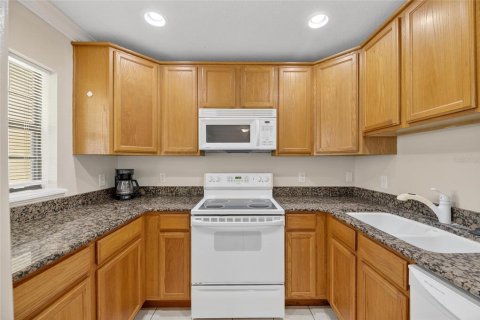 Condo in Apollo Beach, Florida, 1 bedroom  № 2226471 - photo 10