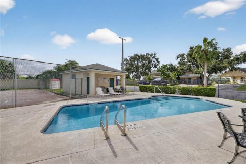 Condo in Apollo Beach, Florida, 1 bedroom  № 2226471 - photo 5