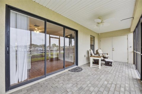 Condo in Apollo Beach, Florida, 1 bedroom  № 2226471 - photo 29