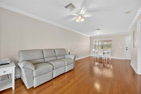 Condo in Apollo Beach, Florida, 1 bedroom  № 2226471 - photo 19