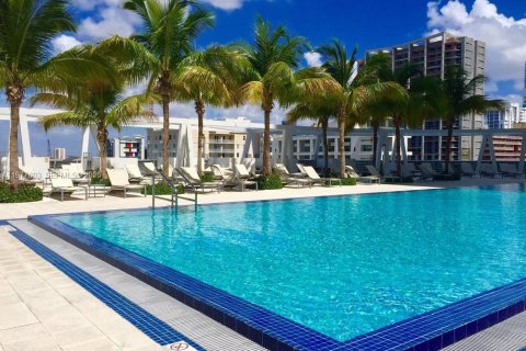 Купить кондоминиум в Майами, Флорида 2 спальни, 94.11м2, № 2045545 - фото 5