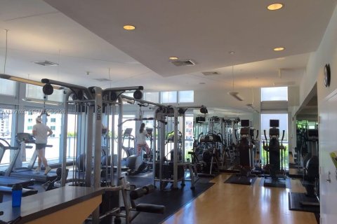 Купить кондоминиум в Майами, Флорида 2 спальни, 94.11м2, № 2045545 - фото 6