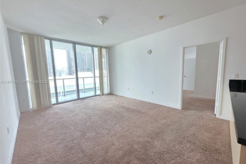 Купить кондоминиум в Майами, Флорида 2 спальни, 94.11м2, № 2045545 - фото 14