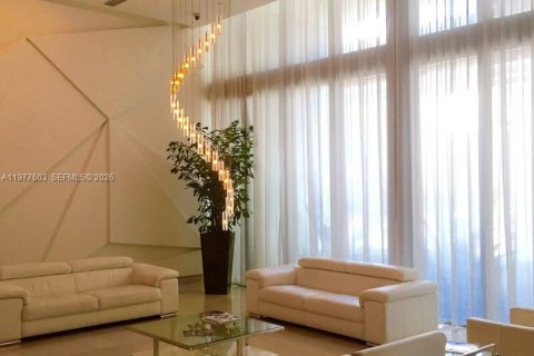 Купить кондоминиум в Майами, Флорида 2 спальни, 94.11м2, № 2045545 - фото 8