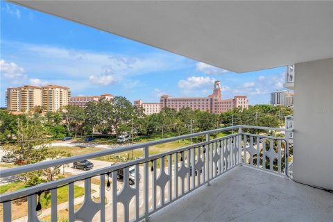 Copropriété à vendre à Saint Petersburg, Floride: 2 chambres, 126.81 m2 № 1785107 - photo 27