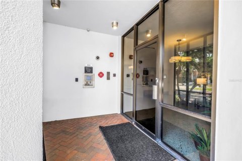 Copropriété à vendre à Saint Petersburg, Floride: 2 chambres, 126.81 m2 № 1785107 - photo 4