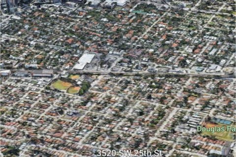 Propiedad comercial en venta en Miami, Florida, 221.11 m2 № 1970119 - foto 19