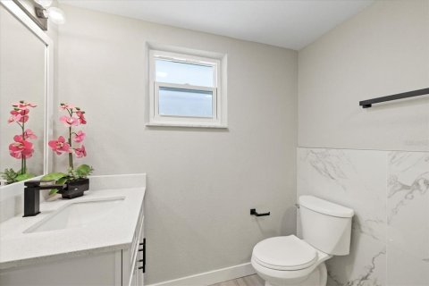 Casa en venta en New Port Richey, Florida, 3 dormitorios, 127.93 m2 № 1745244 - foto 25