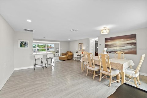 Casa en venta en New Port Richey, Florida, 3 dormitorios, 127.93 m2 № 1745244 - foto 14