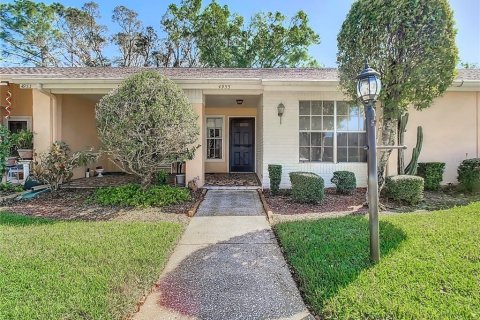 Villa ou maison à vendre à New Port Richey, Floride: 2 chambres, 109.07 m2 № 1538343 - photo 1