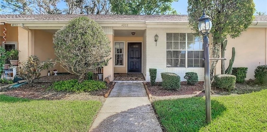 Villa ou maison à New Port Richey, Floride 2 chambres, 109.07 m2 № 1538343