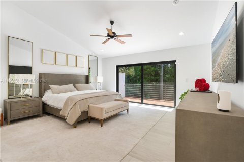 Снять в аренду виллу или дом в Майами, Флорида 5 спален, 337.42м2, № 2058143 - фото 11