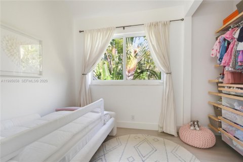 Снять в аренду виллу или дом в Майами, Флорида 5 спален, 337.42м2, № 2058143 - фото 15