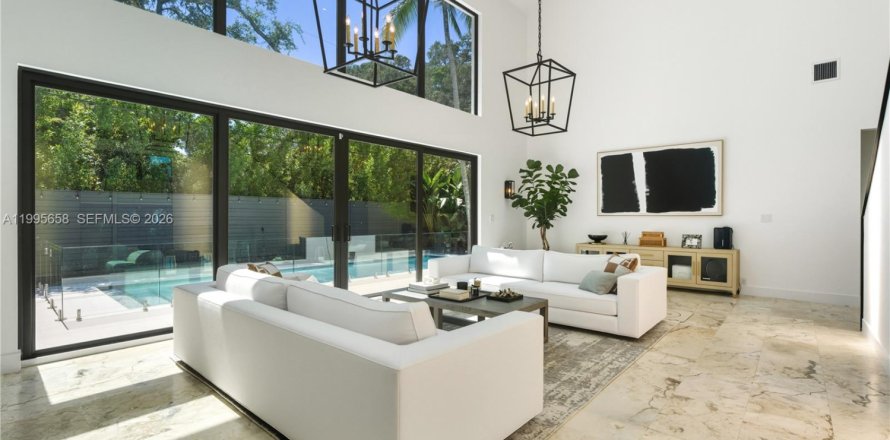 Дом в Майами, Флорида 5 спален, 337.42м2 № 2058143