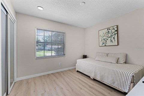House in Longwood, Florida 4 bedrooms, 152.73 sq.m. № 1909934 - photo 29