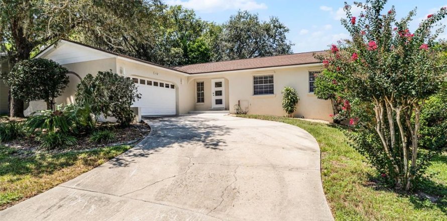 Villa ou maison à Longwood, Floride 4 chambres, 152.73 m2 № 1909934