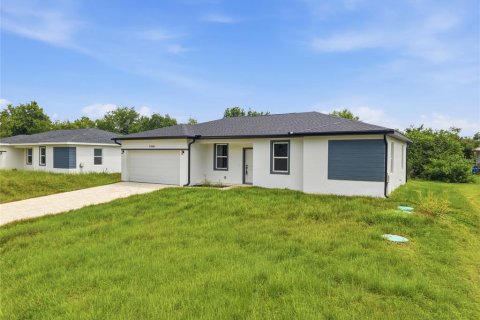 Casa en alquiler en Port Charlotte, Florida, 4 dormitorios, 151.99 m2 № 2157937 - foto 4