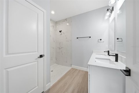Casa en alquiler en Port Charlotte, Florida, 4 dormitorios, 151.99 m2 № 2157937 - foto 21