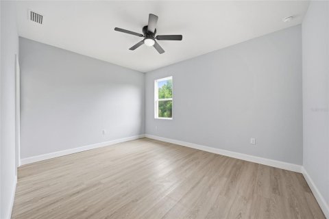 Casa en alquiler en Port Charlotte, Florida, 4 dormitorios, 151.99 m2 № 2157937 - foto 24
