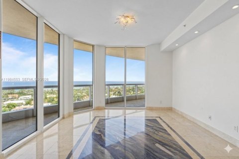 Купить кондоминиум в Авентура, Флорида 5 спален, 387.31м2, № 2051372 - фото 8