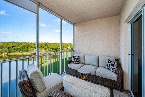 Condo in Saint Petersburg, Florida, 3 bedrooms № 2143507 - photo 13